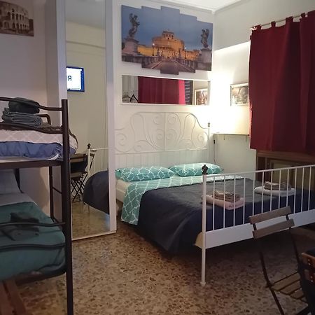 Roma Trastevere Station Екстериор снимка