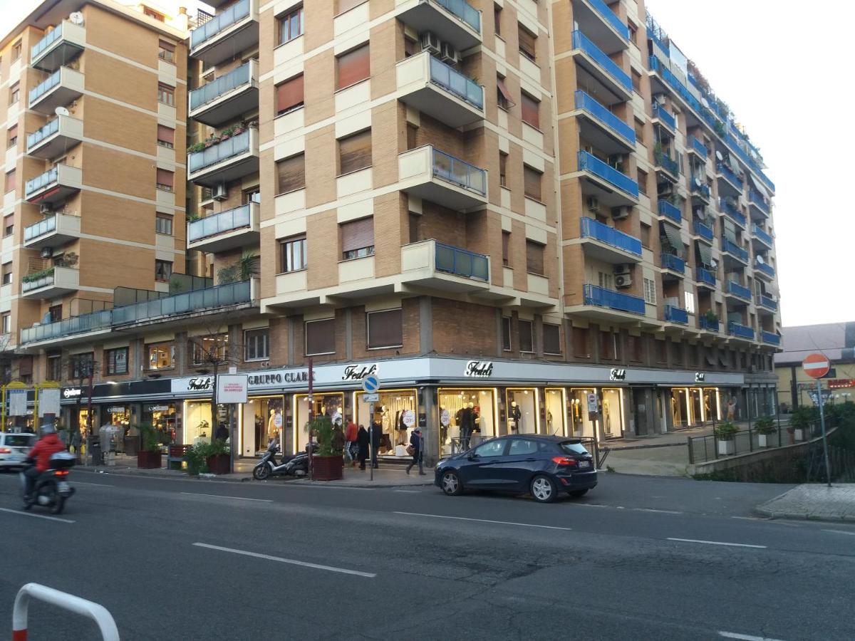 Roma Trastevere Station Екстериор снимка