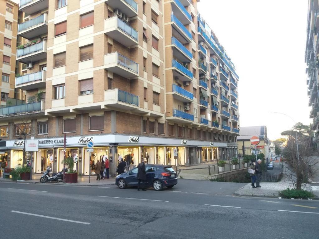 Roma Trastevere Station Екстериор снимка