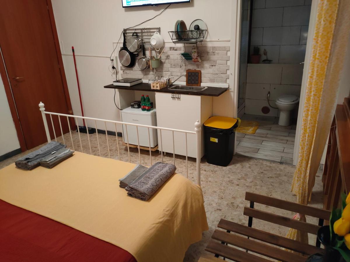 Roma Trastevere Station Екстериор снимка